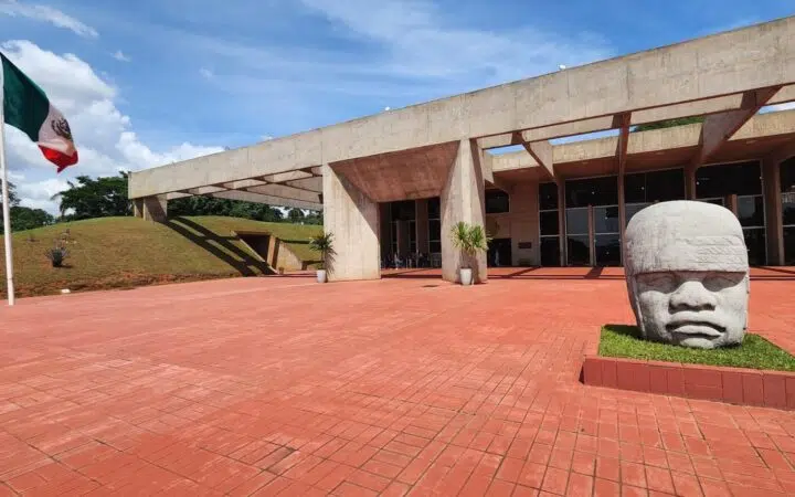 Faixada da embaixada do méxico para tirar visto de viagem